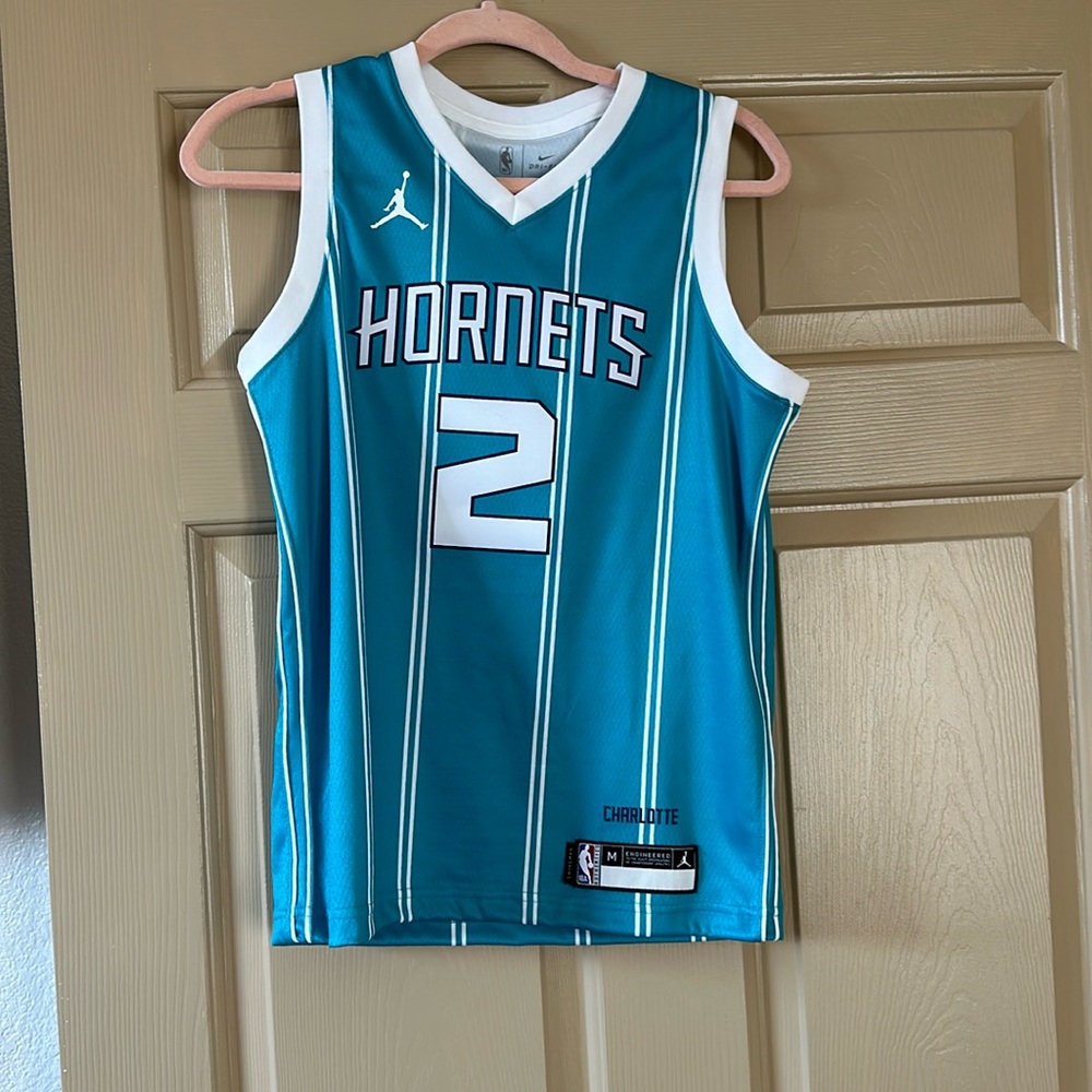 Lamelo Ball jersey when he was #2
